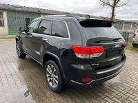 Gebraucht Jeep Grand Cherokee Overland 250 PS (183 kW) 2019 Schwarz SUV