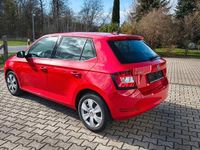 Gebraucht Skoda Fabia Active 95 PS (69 kW) 2019 Rot Limousine
