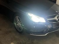 Gebraucht Mercedes E300 252 PS (185 kW) 2014 Blau Cabrio