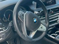 gebraucht BMW 750 dxD/MasBelüftStzVo+Hi/FondEntert/M-Spor