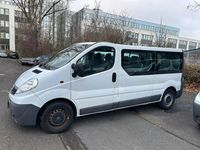 Gebraucht Opel Vivaro 90 PS (66 kW) 2013 Silber Van / Kleinbus