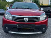 Gebraucht Dacia Sandero Stepway 84 PS (61 kW) 2011 Rot Limousine