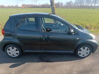 Gebraucht Toyota Aygo 68 PS (50 kW) 2009 Grau Kleinwagen