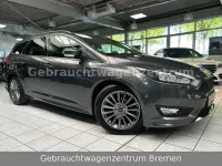 Usata Ford Focus ST-Line 140 CV (102 kW) 2018 Grigio Berlina