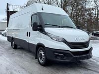 Second-hand Iveco Daily 156 CP (114 kW) 2024 Alb Berlinǎ