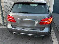 Gebraucht Mercedes B180 122 PS (89 kW) 2011 Grau Van / Kleinbus