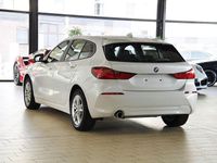 Gebraucht BMW 116 Advantage 116 PS (85 kW) 2019 Mineralweiss (metallic) Kleinwagen