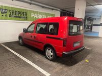 Gebraucht Opel Combo 90 PS (66 kW) 2007 Rot Van / Kleinbus