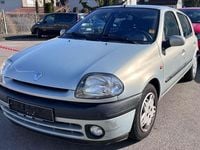 Gebraucht Renault Clio II 90 PS (66 kW) 1999 Grau boreal Kleinwagen