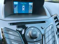 Gebraucht Ford Fiesta 95 PS (69 kW) 2014 Weiß Kleinwagen