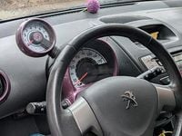 Gebraucht Peugeot 107 68 PS (50 kW) 2013 Violet Kleinwagen