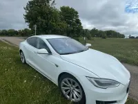 Usado Tesla Model S 235 kW (320 CV) 2016 Blanco Utilitario