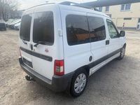 Gebraucht Citroën Berlingo 75 PS (55 kW) 2007 Weiß Van / Kleinbus