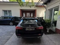Gebraucht Mercedes E300 194 PS (142 kW) 2022 Schwarz Limousine