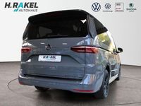 Gebraucht VW Multivan Edition 150 PS (110 kW) 2026 Grau Van