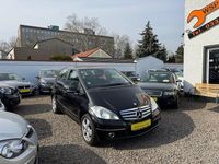 Gebraucht Mercedes A180 Avantgarde 116 PS (85 kW) 2010 Schwarz Kleinwagen