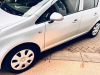 Second-hand Opel Corsa 80 CP (58 kW) 2008 Argintiu Hatchback