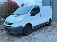 Gebraucht Opel Vivaro 114 PS (83 kW) 2007 Weiß Van / Kleinbus
