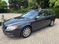 Gebraucht Volvo V70 Summum 179 PS (131 kW) 2012 Grau Kombi