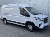 Second-hand Maxus V90 148 CP (108 kW) 2024 Alb Van
