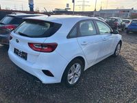 Gebraucht Kia Ceed Edition 7 99 PS (72 kW) 2019 Weiß Kleinwagen