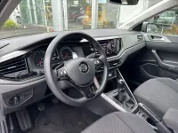 Gebraucht VW Polo Comfortline 75 PS (55 kW) 2017 Grau Kleinwagen