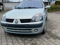 Gebraucht Renault Clio II 75 PS (55 kW) 2002 Silber Kleinwagen