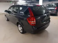 Używany Kia Ceed 109 KM (80 kW) 2009 Czarny Hatchback