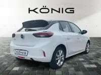 Używany Opel Corsa 101 KM (74 kW) 2023 Biały Sedan/Limuzyna