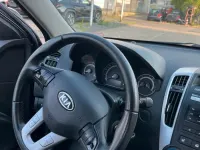 Gebraucht Kia Ceed 125 PS (91 kW) 2011 Schwarz Kleinwagen