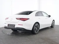Gebraucht Mercedes CLA180 Progressive 136 PS (100 kW) 2025 Weiß Coupé
