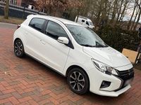 Gebraucht Mitsubishi Space Star 80 PS (58 kW) 2021 Weiß Kleinwagen