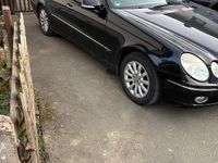 Gebraucht Mercedes E220 Elegance 170 PS (125 kW) 2007 Schwarz Kombi