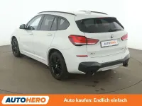 Gebraucht BMW X1 M Sport 178 PS (130 kW) 2021 Alpinweiss SUV