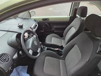 Gebraucht VW New Beetle 102 PS (75 kW) 2009 Grün Kleinwagen