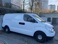 Gebraucht Hyundai H-1 170 PS (125 kW) 2008 Weiß Van / Kleinbus