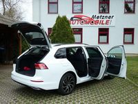 Gebraucht VW Golf VIII Style 150 PS (110 kW) 2023 Weiß Kombi