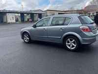 Gebraucht Opel Astra 105 PS (77 kW) 2004 Blau Kleinwagen