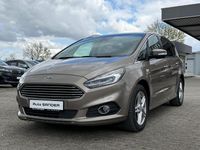 Gebraucht Ford S-MAX Titanium 190 PS (139 kW) 2019 Silber Van / Kleinbus