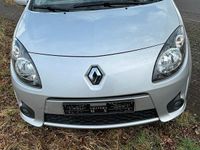 Gebraucht Renault Twingo 69 PS (50 kW) 2009 Silber Kleinwagen