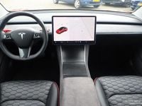 Gebraucht Tesla Model 3 Standard Range 175 kW (238 PS) 2020 Rot Limousine