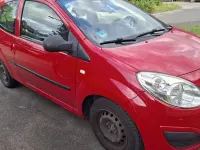 Gebraucht Renault Twingo Authentique 58 PS (42 kW) 2009 Rot Kleinwagen