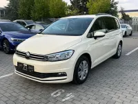 Gebraucht VW Touran 150 PS (110 kW) 2023 Beige Van / Kleinbus