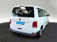 Gebraucht VW Caravelle Trendline 110 PS (80 kW) 2022 Candyweiß Van