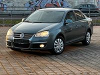 Gebraucht VW Jetta 122 PS (89 kW) 2009 Limousine