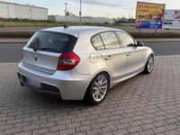 Gebraucht BMW 130 Shadowline 265 PS (194 kW) 2005 Silber Kleinwagen