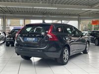 gebraucht Volvo V60 2.0 Kinetic