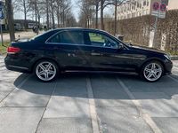 Gebraucht Mercedes E400 333 PS (244 kW) 2014 Schwarz Limousine