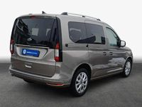 Gebraucht Ford Tourneo Titanium 114 PS (83 kW) 2024 Silber Kombi