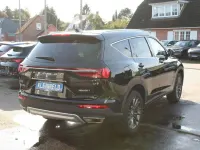Gebraucht DFSK Fengon 220 PS (161 kW) 2024 Schwarzmetallic Van / Kleinbus